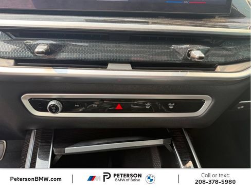 Used 2025 BMW X7 xDrive40i w/ M Sport Package AWD/4WD image 33