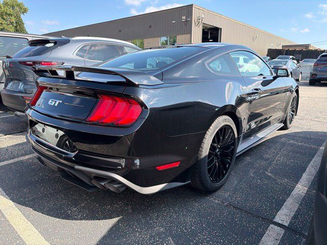 Used 2019 Ford Mustang GT w/ GT Performance Package RWD image 5