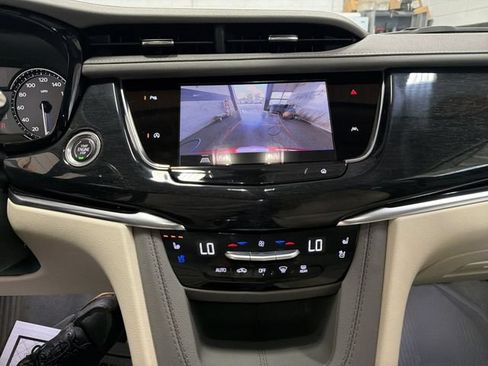 Used 2023 Cadillac XT6 Premium Luxury w/ LPO, Floor Liner Package AWD/4WD image 17
