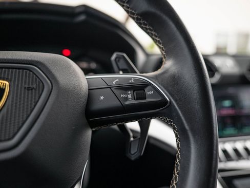 Used 2024 Lamborghini Urus S image 12