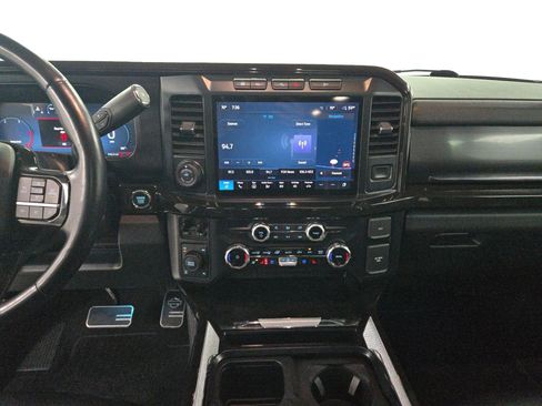 Used 2023 Ford F250 Lariat w/ Lariat Ultimate Package image 14