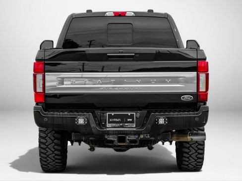 Used 2020 Ford F250 Platinum w/ Tremor Off-Road Package AWD/4WD image 7