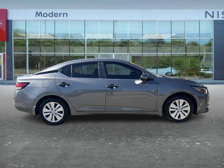 Certified 2025 Nissan Sentra S FWD image 4