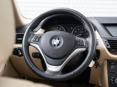 Used 2014 BMW X1 xDrive28i image 9
