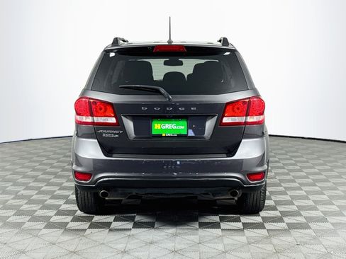 Used 2019 Dodge Journey SE w/ Blacktop Package FWD image 7