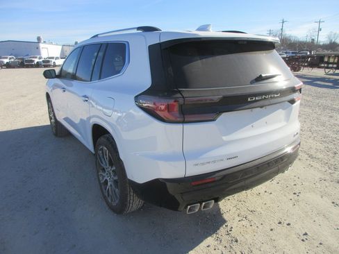 New 2026 GMC Acadia Denali Ultimate image 8