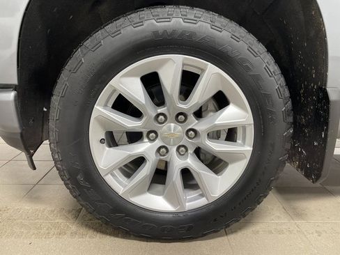 Used 2022 Chevrolet Silverado 1500 Custom w/ LPO, Dark Essentials Package image 7