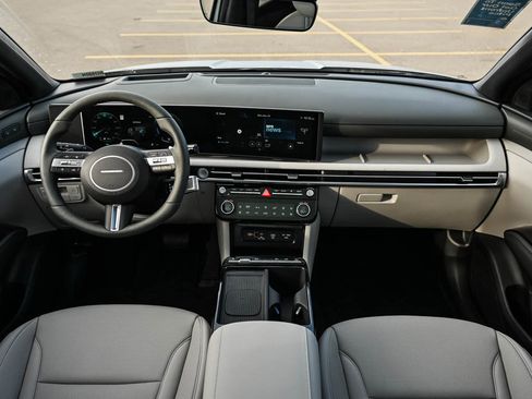 New 2026 Hyundai Tucson Limited image 13