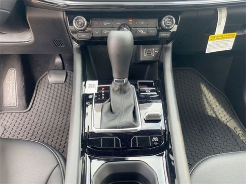 New 2026 Jeep Compass Latitude image 16