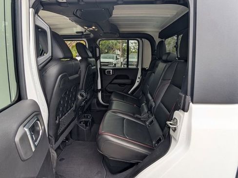 Used 2023 Jeep Gladiator Rubicon w/ LED Lighting Group image 13