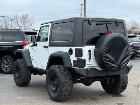 Used 2011 Jeep Wrangler Rubicon w/ PWR Convenience Group image 35