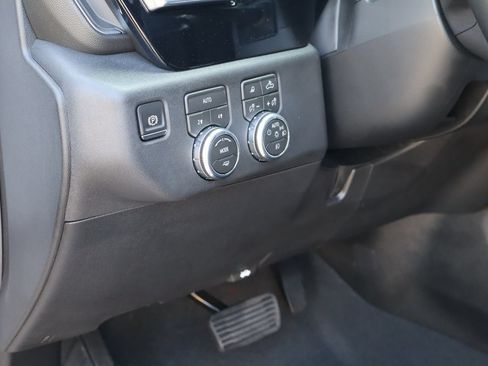 Used 2026 GMC Sierra 1500 Elevation w/ Elevation Premium Package AWD/4WD image 19