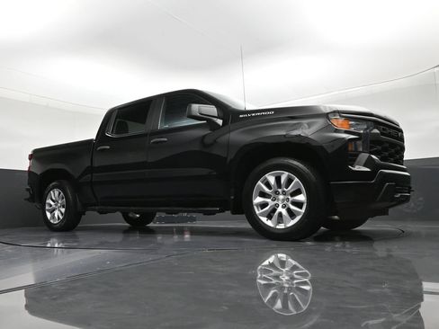 Used 2022 Chevrolet Silverado 1500 Custom RWD image 26