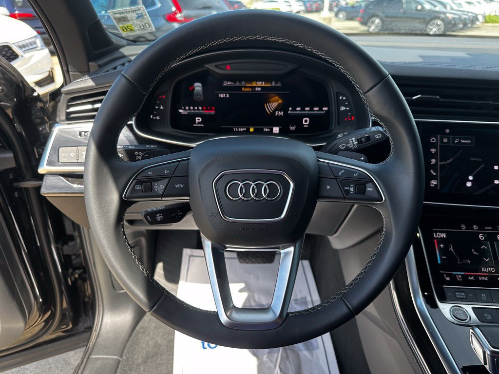 Used 2025 Audi Q7 3.0T Premium Plus w/ Premium Plus Package AWD/4WD image 11