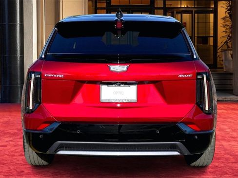 New 2026 Cadillac Optiq Sport 1 image 5