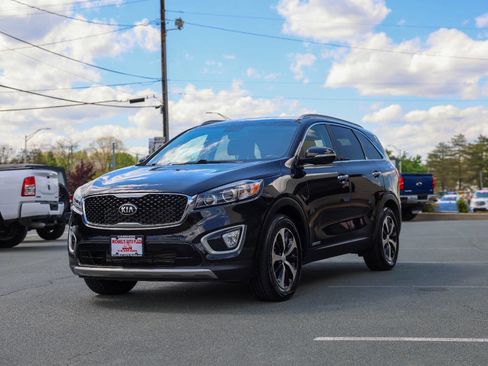 Used 2017 Kia Sorento EX AWD/4WD image 7
