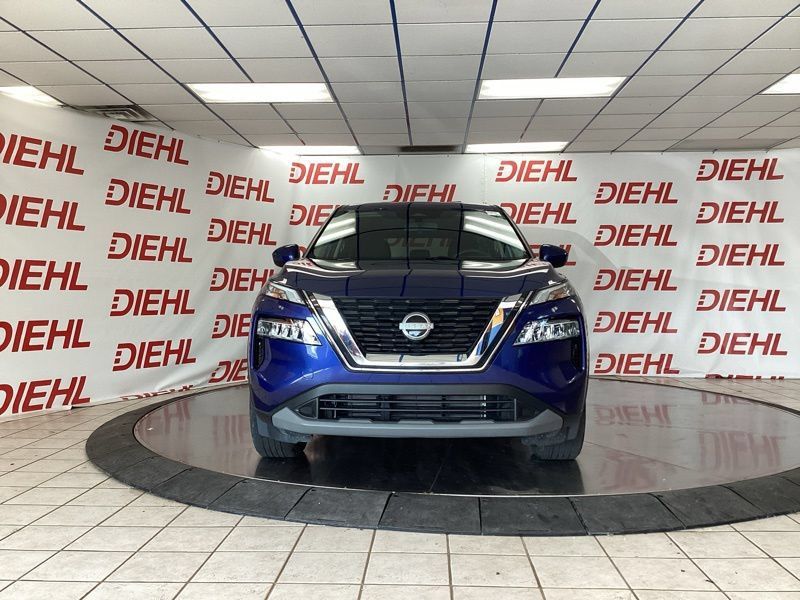 Used 2023 Nissan Rogue SV AWD/4WD image 2