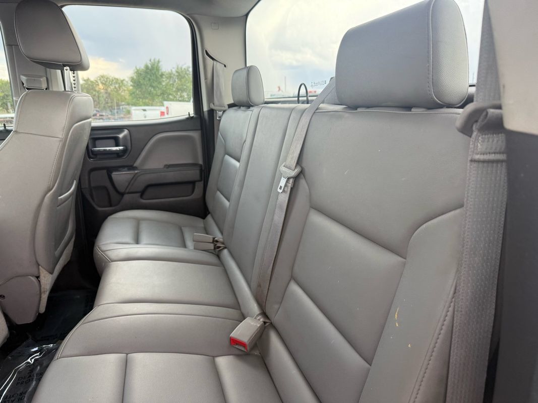 Used 2015 Chevrolet Silverado 2500 W/T AWD/4WD image 26