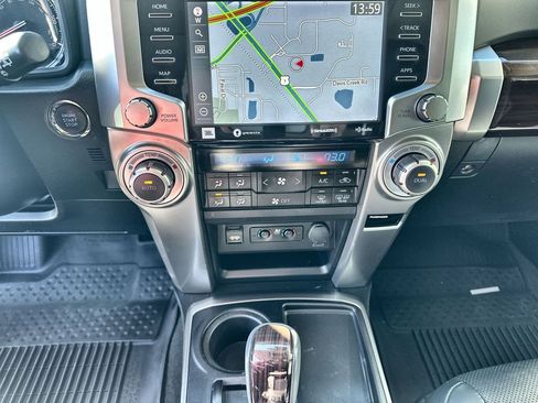 Used 2022 Toyota 4Runner Limited image 35