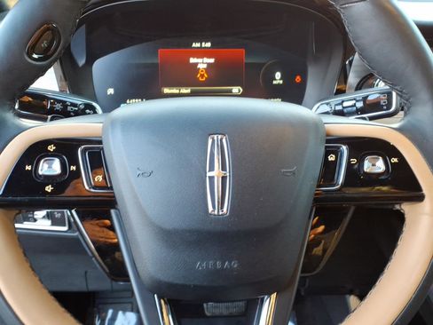 Certified 2022 Lincoln Corsair Reserve w/ Luxury Package image 6