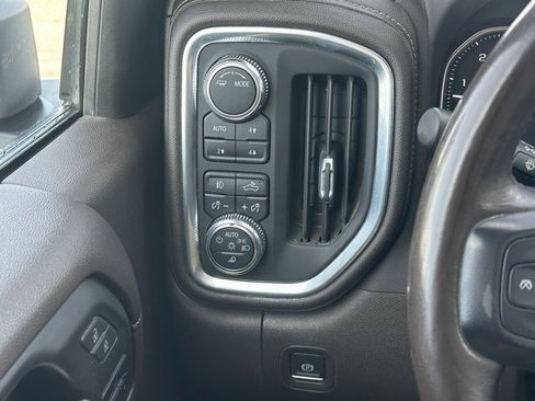 Used 2022 GMC Sierra 2500 SLT w/ SLT Convenience Package image 39