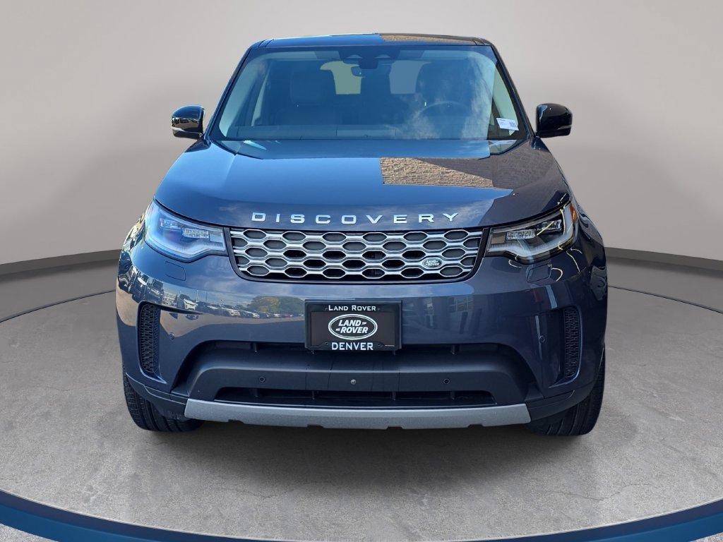Certified 2024 Land Rover Discovery S AWD/4WD image 3