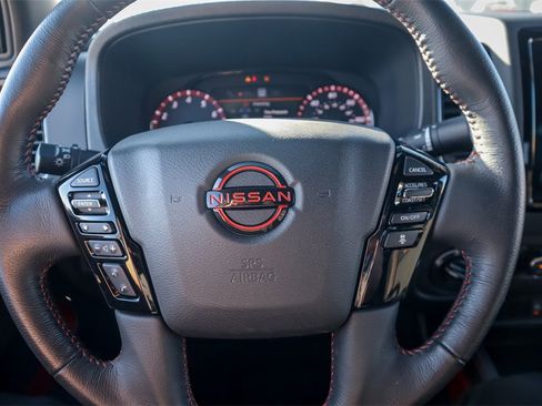 Used 2024 Nissan Frontier PRO-4X w/ Technology Package image 11