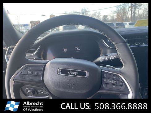 New 2025 Jeep Grand Cherokee Limited image 21