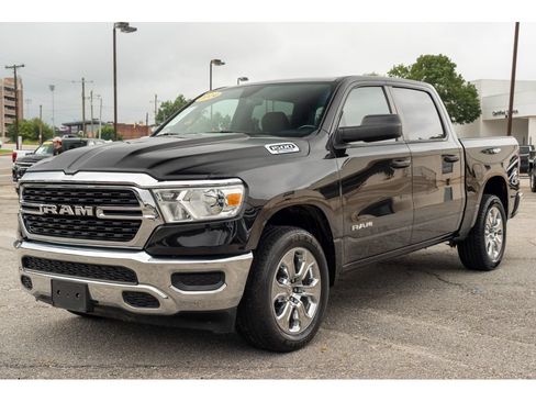 Used 2024 RAM 1500 Big Horn AWD/4WD image 4