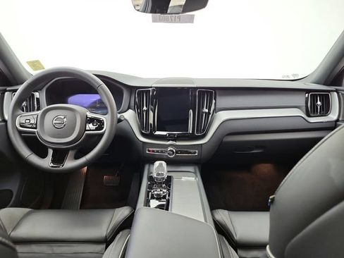 Used 2024 Volvo XC60 T8 Ultimate w/ Protection Package Premier AWD/4WD image 44