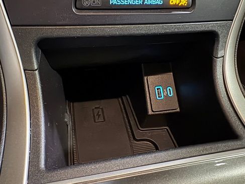 Used 2023 Ford Edge SEL w/ Convenience Package image 13