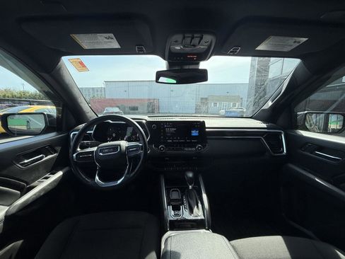 Used 2024 GMC Canyon Elevation w/ Convenience Package image 8