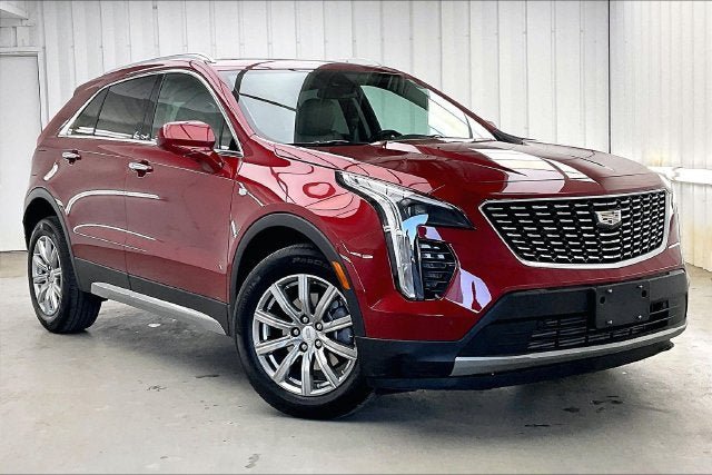 Used 2020 Cadillac XT4 Premium Luxury w/ Cold Weather Package AWD/4WD image 1