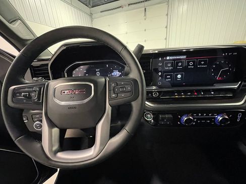 Used 2026 GMC Sierra 1500 SLT image 37