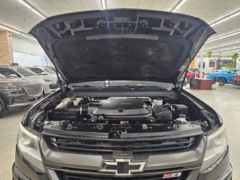 Used 2018 Chevrolet Colorado Z71 image 38