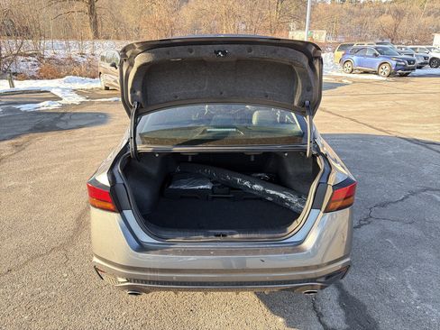 Certified 2025 Nissan Altima 2.5 SV w/ SV Special Edition Package image 31