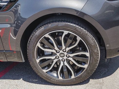 Used 2018 Land Rover Range Rover Sport HSE AWD/4WD image 9