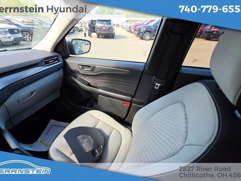Used 2023 Ford Escape Active AWD/4WD image 11