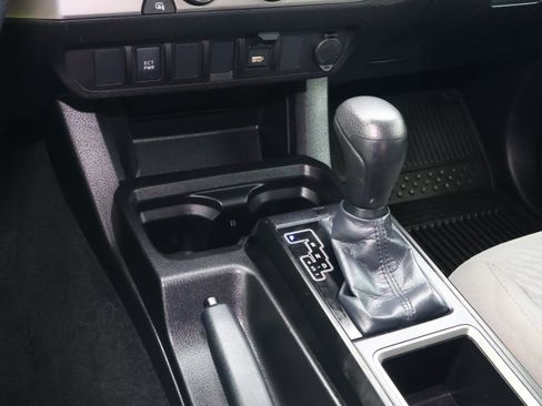 Used 2023 Toyota Tacoma SR w/ SR Convenience Package image 26