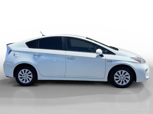 Used 2013 Toyota Prius Prime Plug-In Hybrid FWD image 6