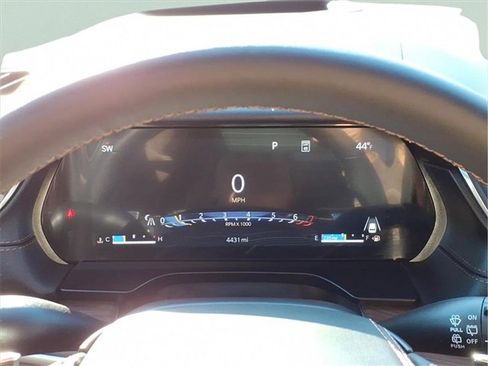 Used 2025 Jeep Grand Cherokee L Summit w/ Advanced Protech Group IV image 34