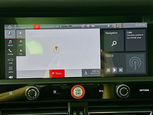 New 2026 Porsche Macan image 19