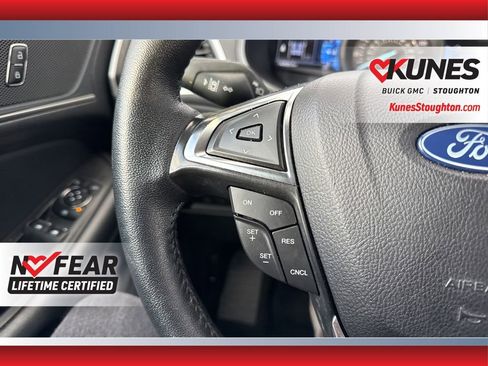 Used 2024 Ford Edge SEL image 24