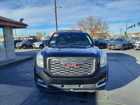 Used 2019 GMC Yukon Denali image 5