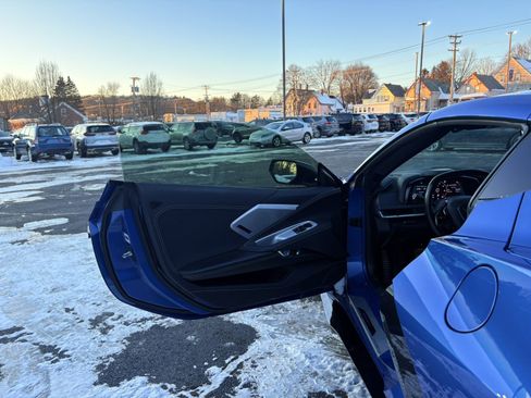 Used 2021 Chevrolet Corvette Stingray Preferred Cpe w/ Battery Protection Package image 12