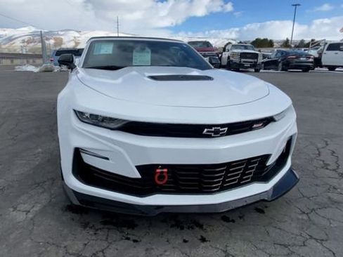 Used 2023 Chevrolet Camaro SS image 3