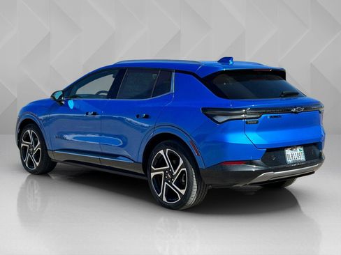 New 2025 Chevrolet Equinox EV LT w/ Convenience Package II image 7