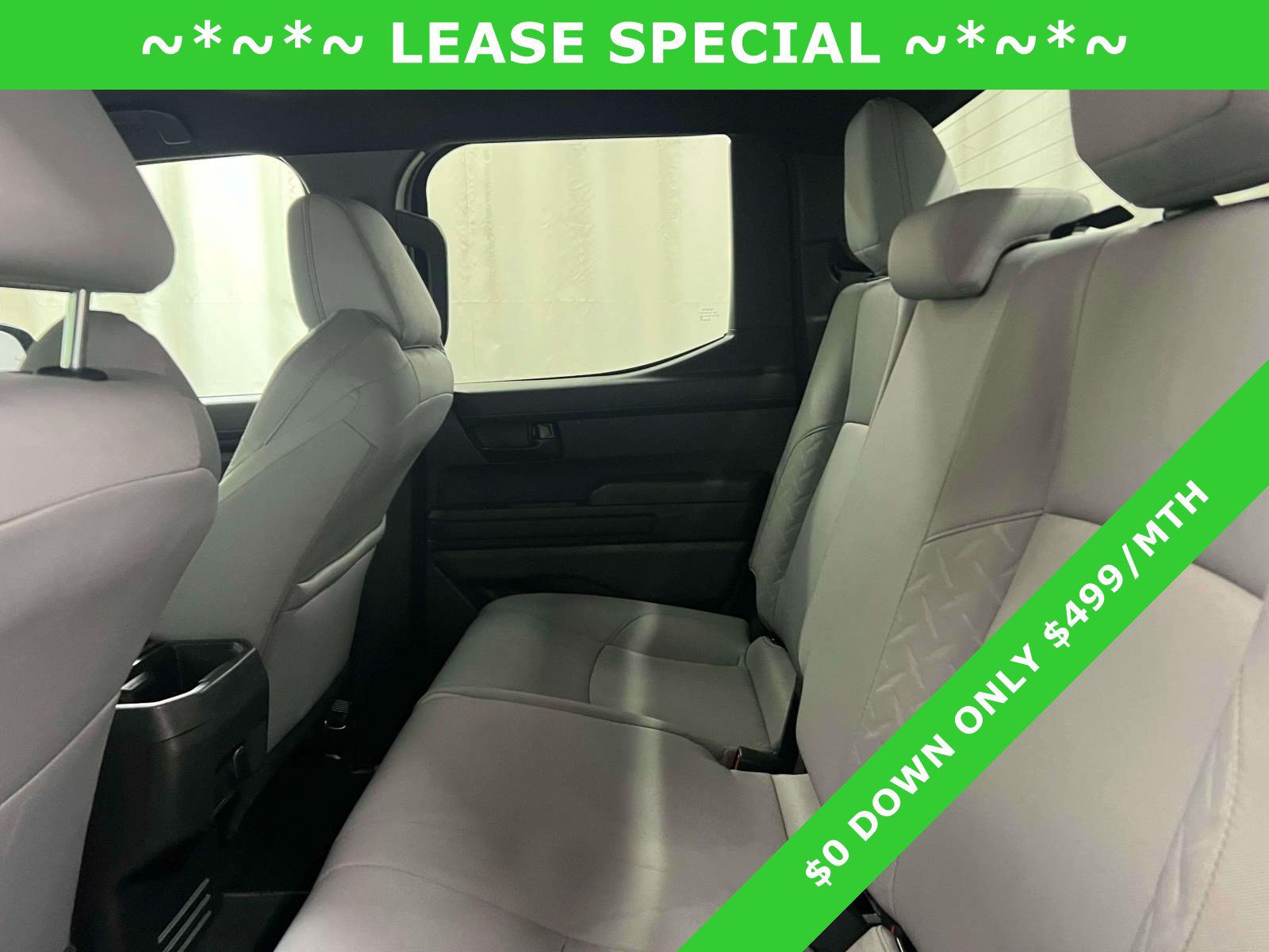 Used 2025 Toyota Tacoma SR5 AWD/4WD image 14