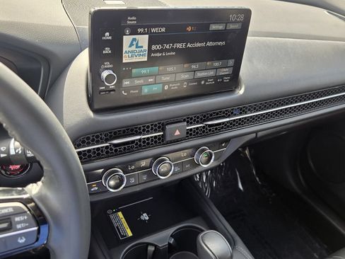 Certified 2024 Honda HR-V EX-L image 20