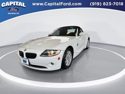 Used 2005 BMW Z4 2.5i RWD image 4